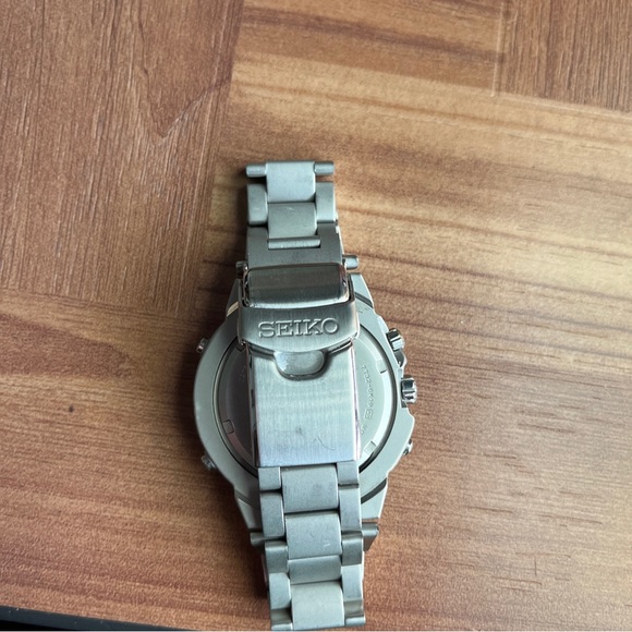 COPY - Seiko 7T32-6K19 Yellow Dial Blue Sun Dials - Picture 6 of 6